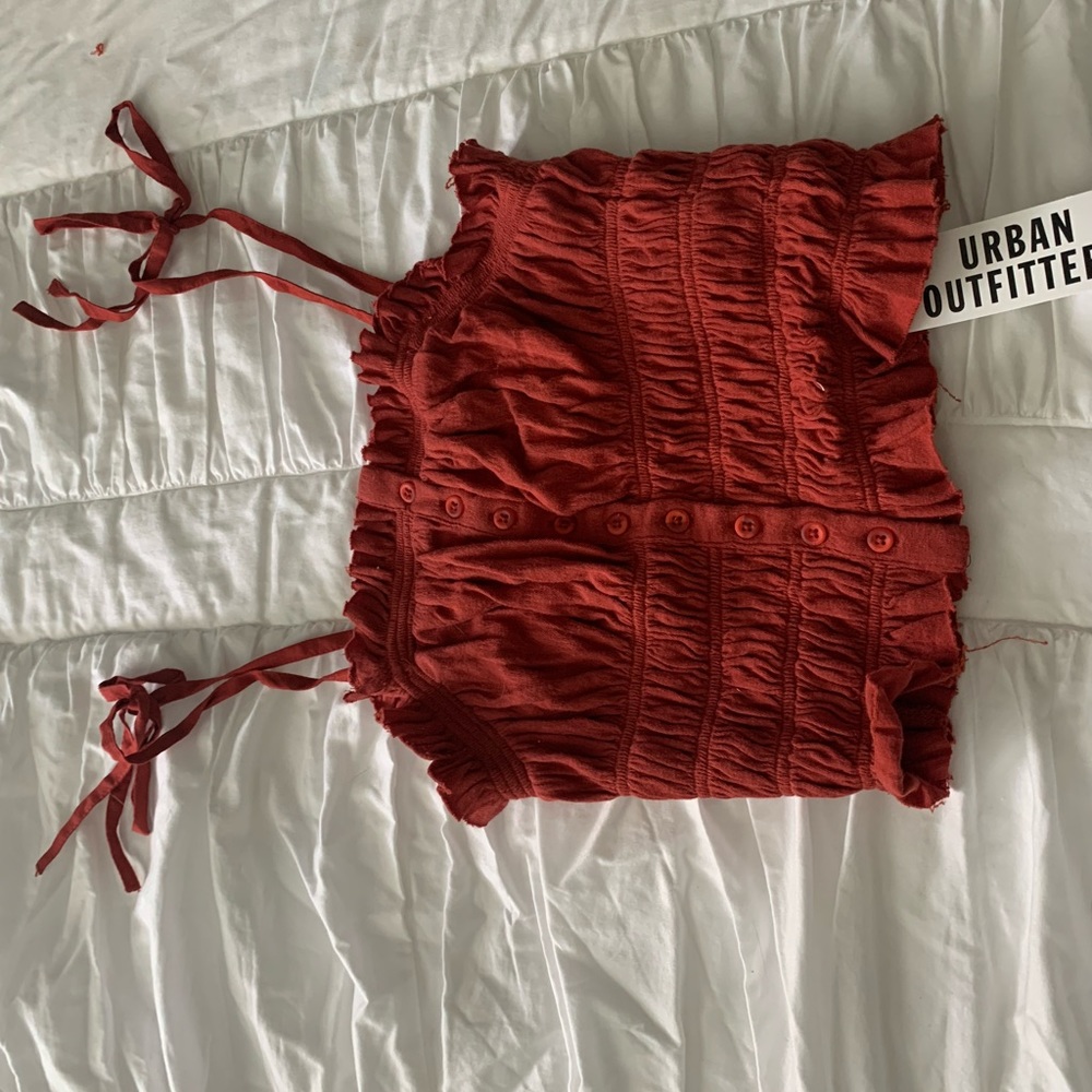 URBAN OUTFITTER TANK/CROP TOP NWT